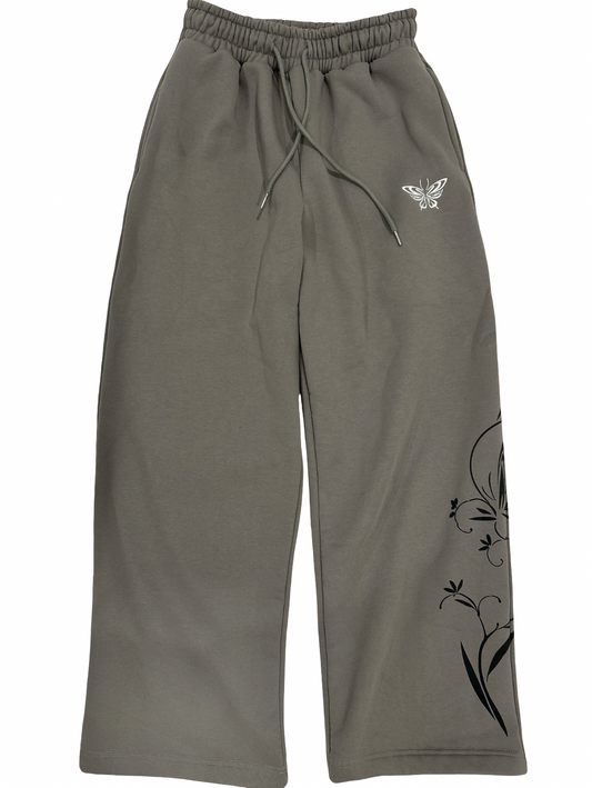 Oversized wide legged pants